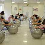 Quirónsalud Campo de Gibraltar incorpora el pilates como método de preparación al parto